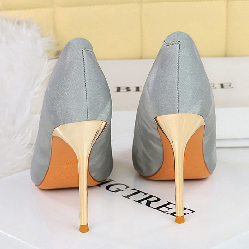 BIGTREE Shoes Metal Pointed Ti - Shoe Tree ulasan dan harga